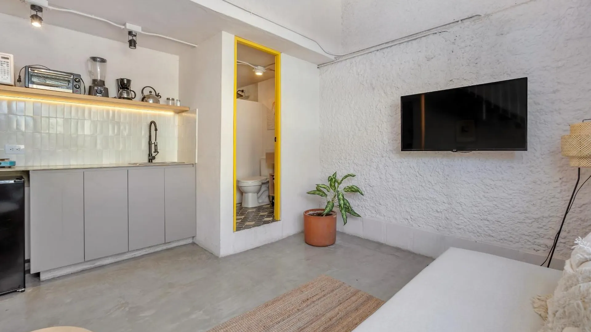 Apartamentos Primavera Manila By Housy Host Medellin Apartment
