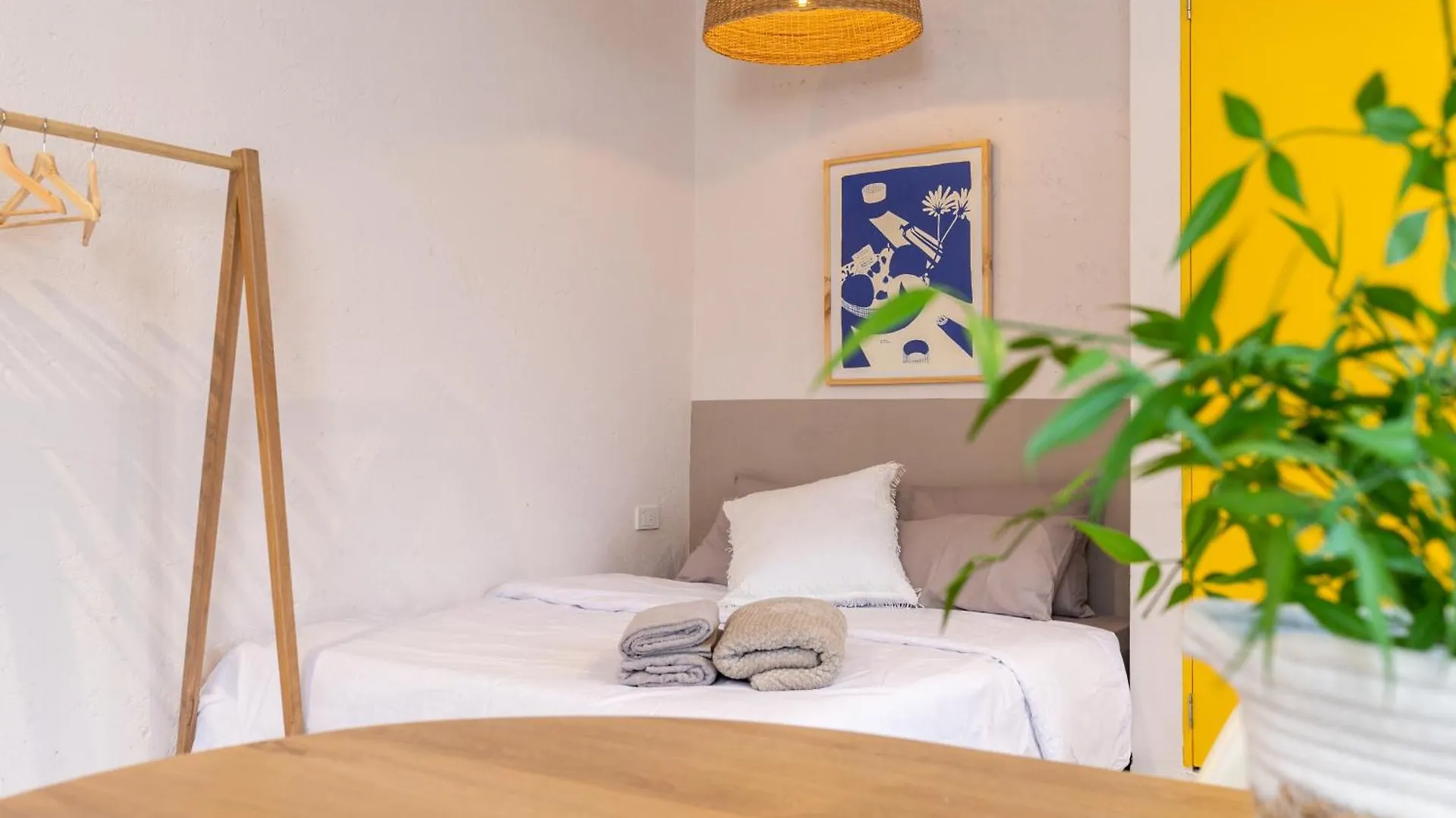 Apartamentos Primavera Manila By Housy Host Medellin 0*,